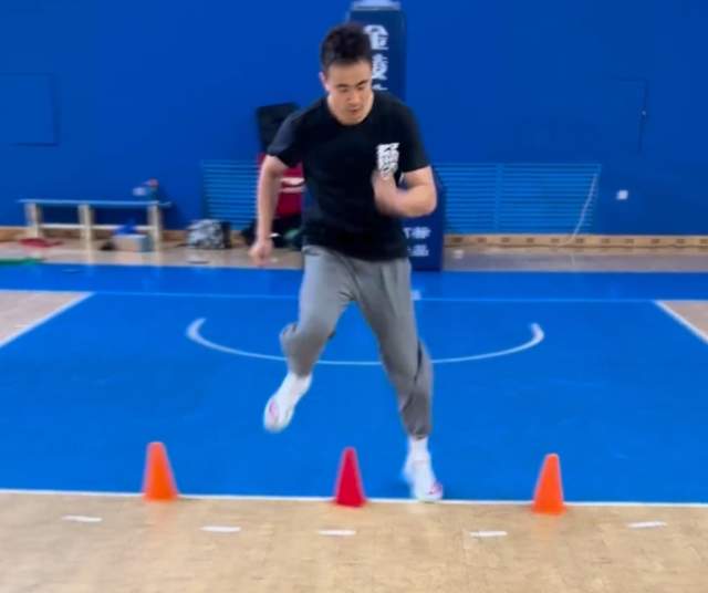 他们两个也, 关键的要素