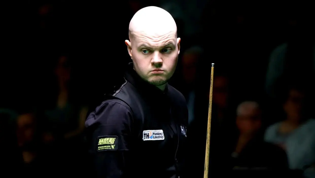 领先周跃龙 领先周跃龙