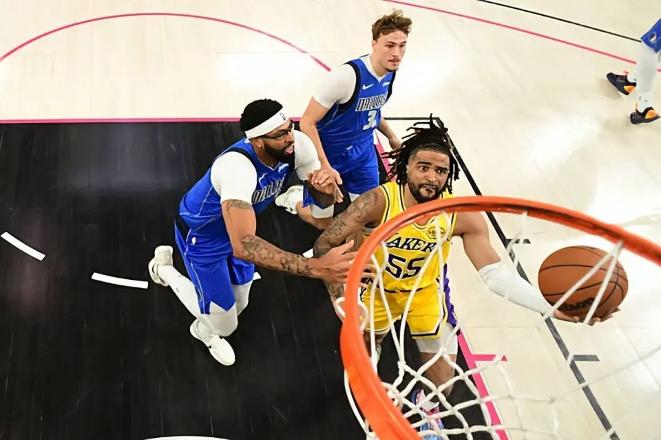 yid, 湖人裁掉前