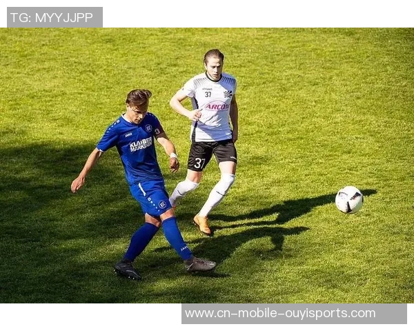 斯图加特与卡尔斯鲁厄激战正酣比分揭晓精彩瞬间回顾